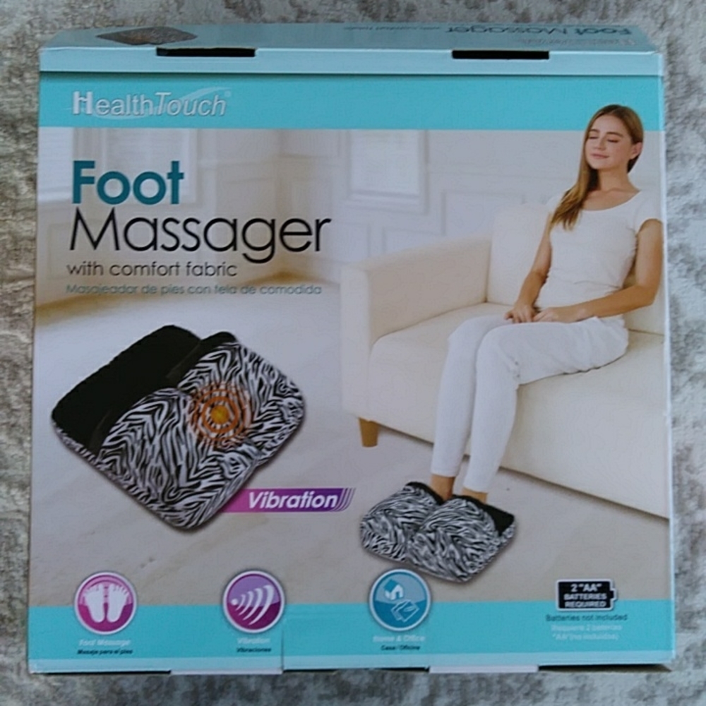 NWOT Health Touch Vibrationg Foot Massager with Comfort Fabric Black White